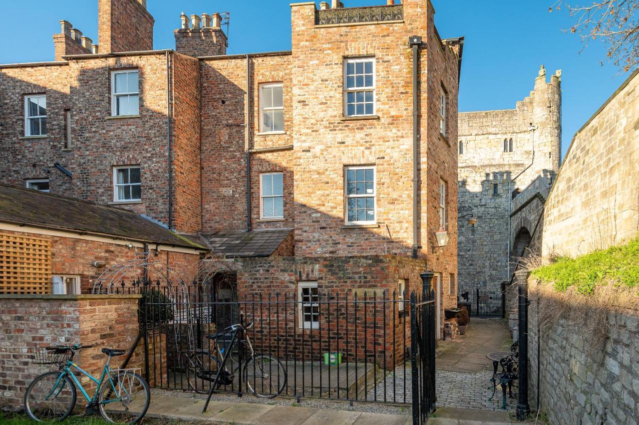 Monkbar View Apartment York Exterior photo